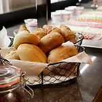 De Paris מלון 3*