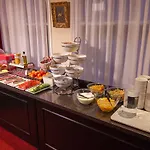 מלון De Paris 3*