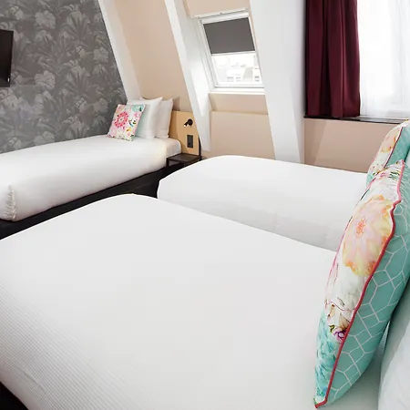 De Paris Otel 3*