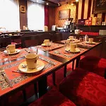 De Paris 3*
