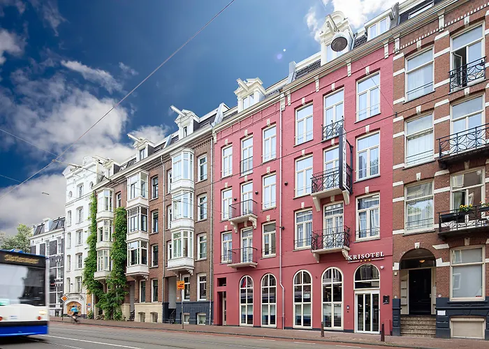 De Paris Szálloda 3*