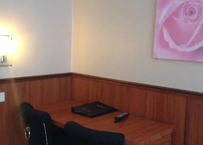 De Paris Szálloda 3*