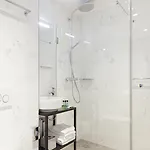 De Paris 3*